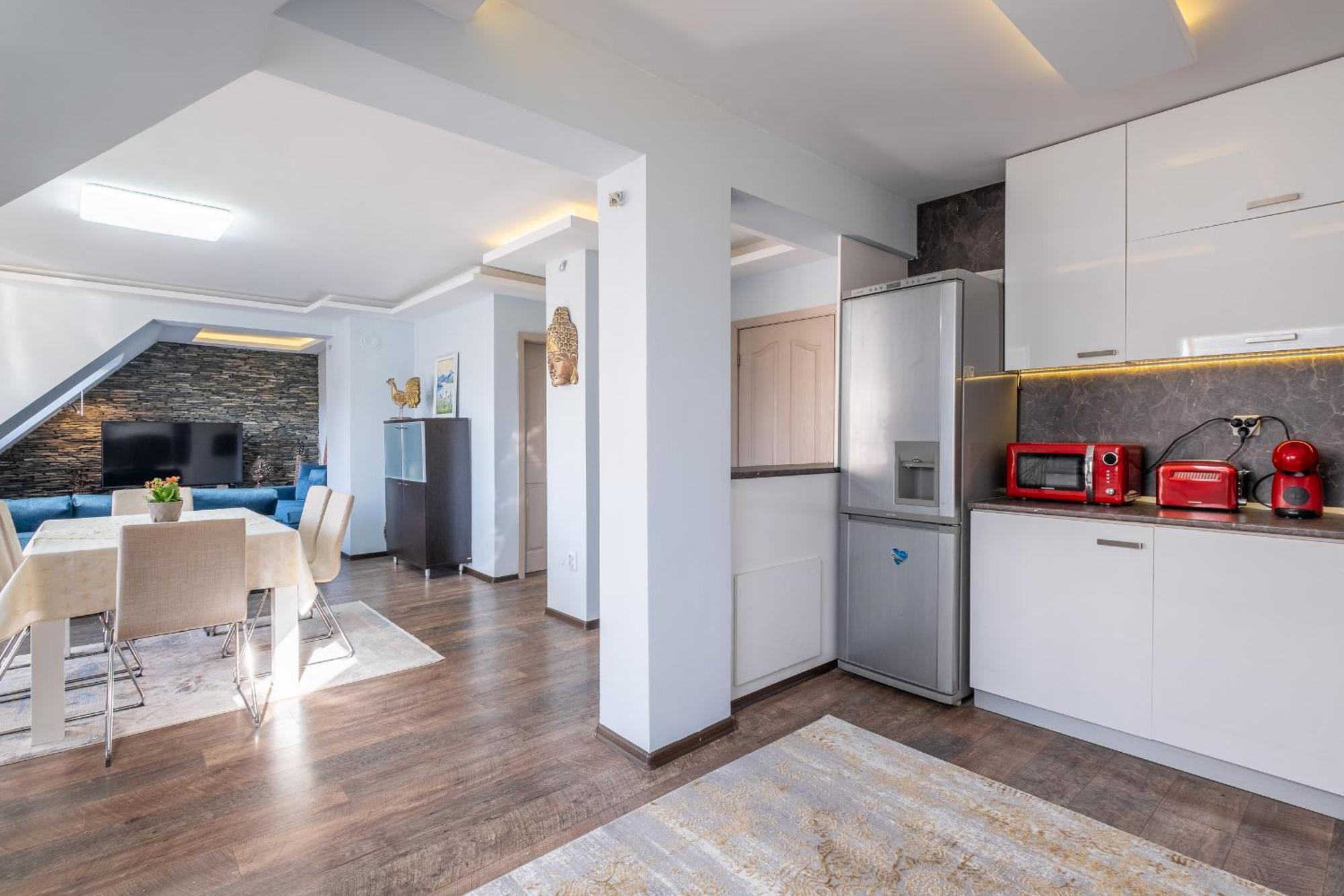 Marvellous / Roof Terrace / 2bdr / 2bth Appartement *