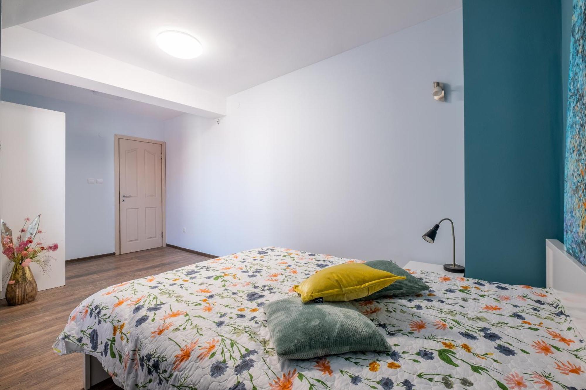 Marvellous / Roof Terrace / 2bdr / 2bth Sofia